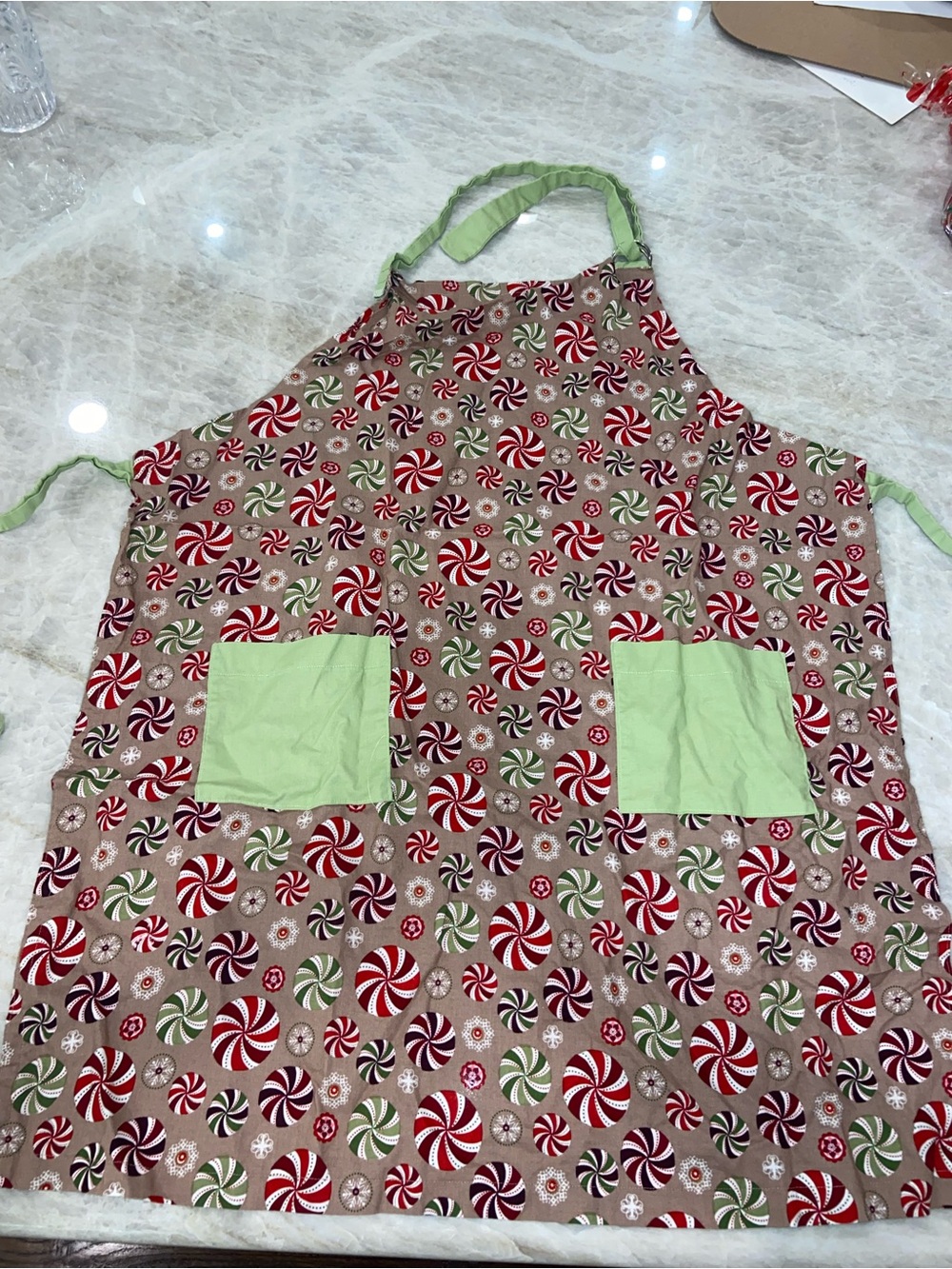 Festive Peppermint Print Apron with Light Green Pockets